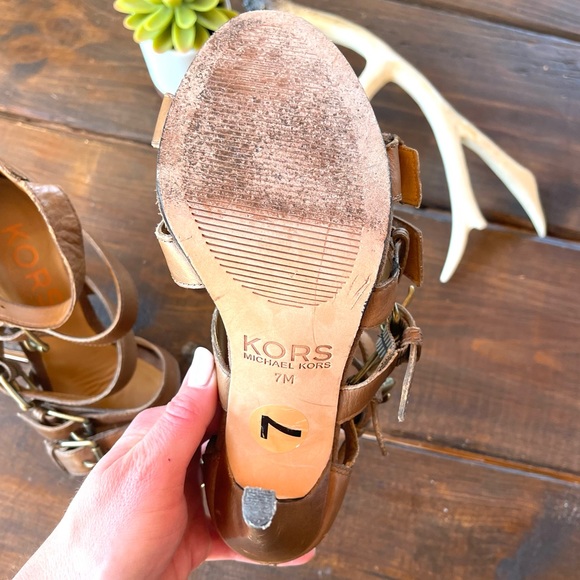 Michael Kors heels - Picture 4 of 5